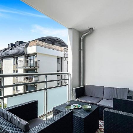 Homey Chloe - New - Parking Gratuit - Balcon Prive - Proche Geneve アンヌマス エクステリア 写真